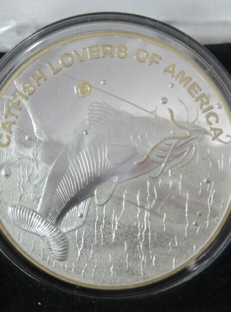 348. North American Fishing Club Collectors Medallion – TROUT – series 01,  silver dollar sized medal